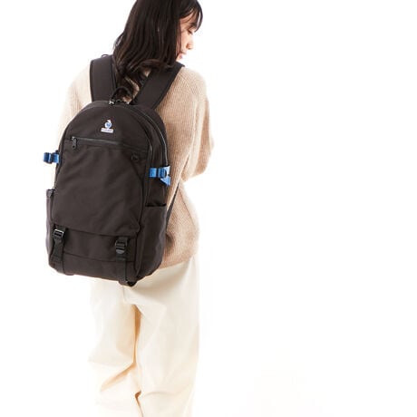 [^:36477]X|[cuh<RbNX|eBt>2wbNłB25L̑eʂA4TCYm[gp\RA2L̃ybg{g[B͂H{ꂽngpĂ̂œˑR̉JSłB