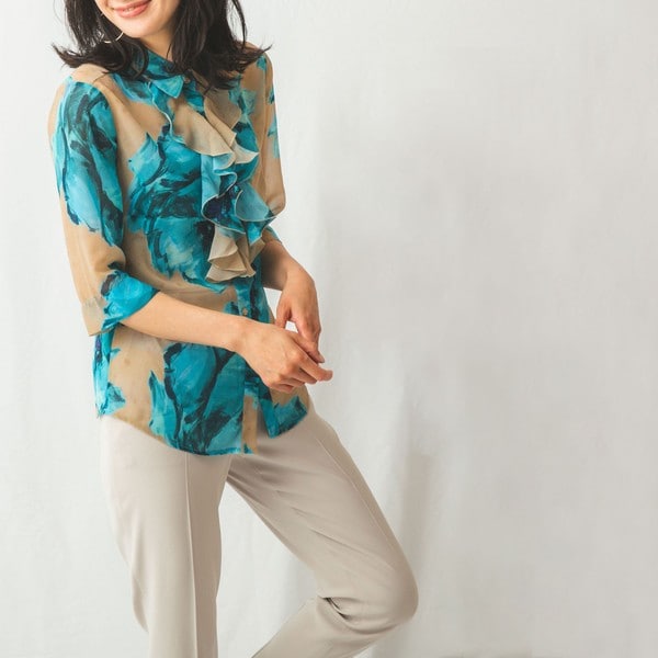 【NEW】ナラカミーチェ/フラワー柄フロントフリル七分袖シャツ フラワー柄フロントフリル七分袖シャツ | ナラカミーチェ(NARACAMICIE