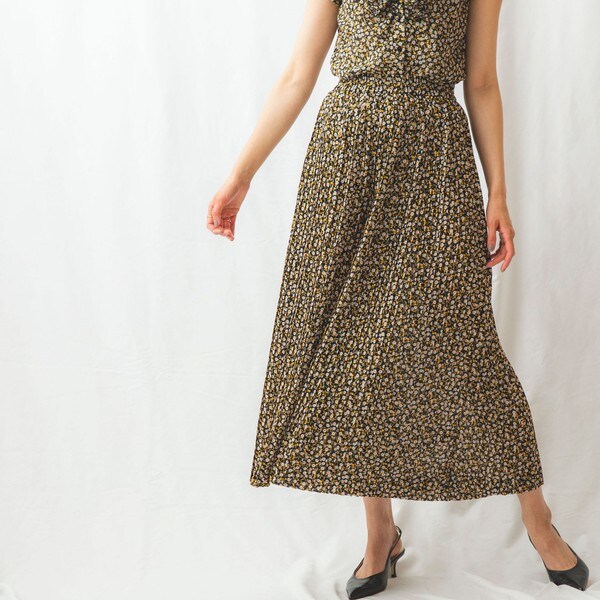 【NEW】ナラカミーチェ/スモールフラワープリーツパンツ スモールフラワープリーツパンツ | ナラカミーチェ(NARACAMICIE