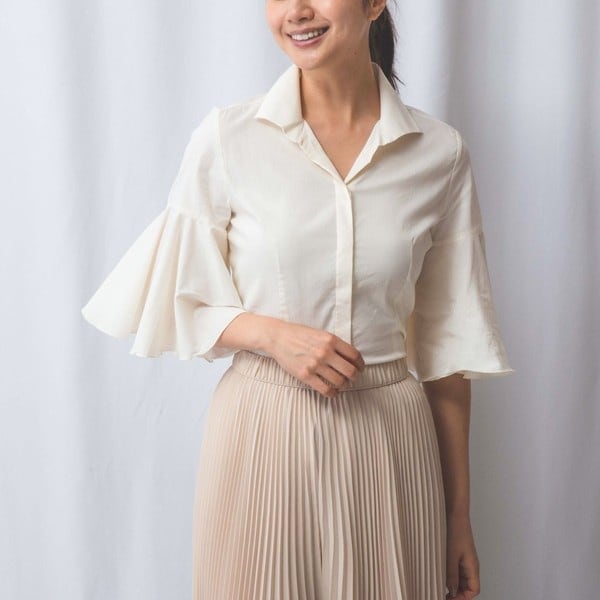 NARACAMICIE】コットンストレッチフレアスリーブブラウス | ナラ