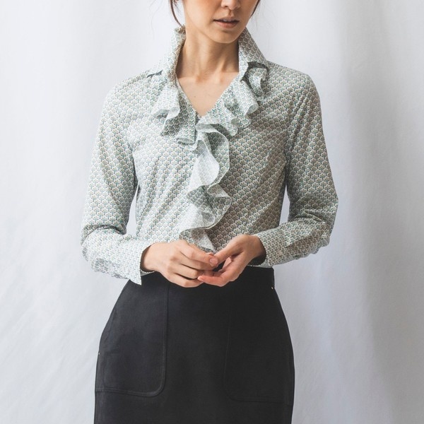 パターンプリント衿付きフリルシャツ | ナラカミーチェ(NARACAMICIE 