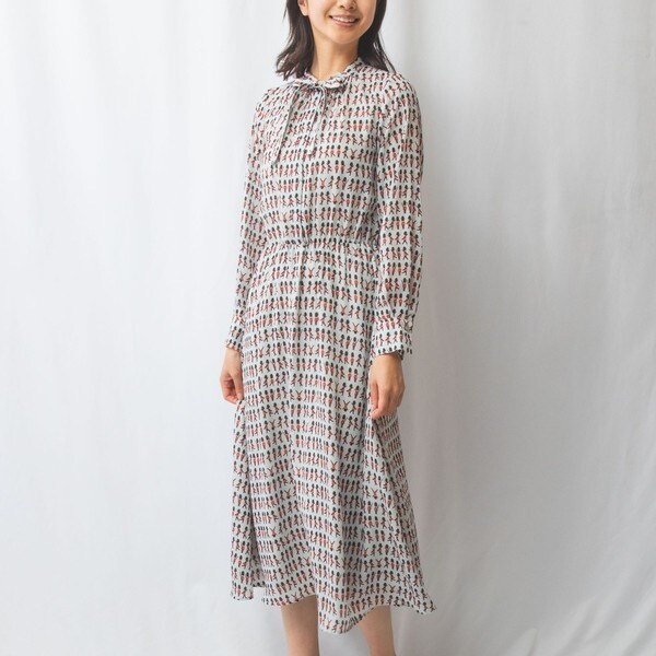 美品 2024 アンタイトル【華やか/通勤/お呼ばれ】フェザーリーフ柄ワンピース ◇【華やか/通勤/お呼ばれ】フェザーリーフ柄ワンピース（マキシ