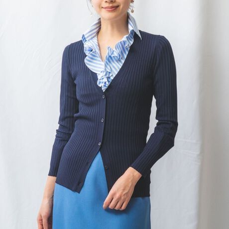 [^ԁF30-51-11-801]ԂVlbNuJ[fBKB[߂VlbN͏㔼gƂ݂Ă܂B{E^CtuEXȂǁA{[̂^CṽuEXƂoX悭X^CO邱Ƃł܂B߂̃u҂݂cCAȂX}[gȈۂɁBqbvɂⒷ߂̒|CgłBEJ[WJ̓ItzCgAlCr[ETCYWJ1(M)9E2(L)11E3(2L)13