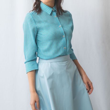 [^ԁF30-51-02-506]tbVȏẴJ[œWJꂽ􉽊wvg̃VcB茳ƌ7ɂȂĂAȈۂ^܂BwʂɎ{ꂽZ^[{bNXv[cRȗ̊oBx[VbNȃM[J[iȃX^COւƓ܂BgbvXƂĂ͂AHDƂĂg鑽ʂȃACełBEEXgb`ȂEJ[WJ̓CG[Au[ETCYWJ0(S)7E1(M)9E2(L)11E3(2L)13E4(3L)15