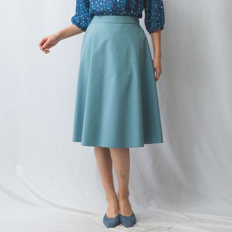 [^ԁF30-51-08-944]12ňقȂ\y߂郊o[VufUC̃XJ[gB_炩ȃtAVGbgvXA؂₩Ȉۂɂ݂Ă܂BEGXg͌SdlɂȂĂĐSnyXB\ňقȂJ[ɂȂĂAX^CO̕L܂Big͂񗷍sȂǂɂd󂷂ACełBEJ[WJ̓sN~x[WACgu[~O[Au[~lCr[ETCYWJ1(M)9E3(2L)13