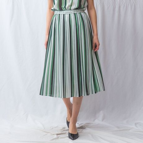 [^ԁF30-51-08-559]n̕RgXg̋_XgCvŎdĂꂽXJ[gBv[c1{1{قȂFɌ悤ȓ̂fUĆAԂ̃v[cX^COVC[Wɐi܂BGBx̏䊴iȒȂoBV[ỸgbvX(30-51-01-507A30-51-04-508)ƍ킹΁As[X̒ȂyނƂłACełBEJ[WJ̓O[AlCr[ETCYWJ1(M)9E3(2L)13