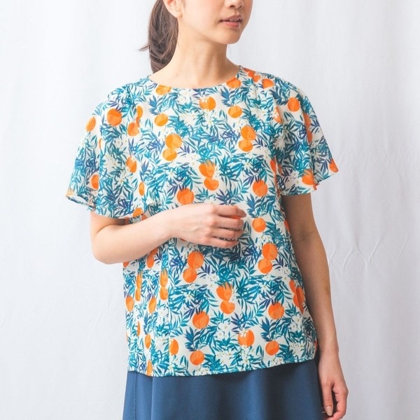 【NARACAMICIE】フルーツ柄シフォン半袖プルオーバー NARACAMICIE】フルーツ柄シフォン半袖プルオーバー | ナラ
