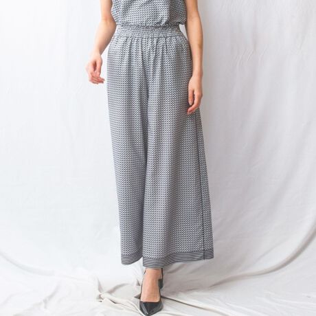 [^ԁF30-51-09-555]CŃANZg􉽕vg̃tApcB_炩hL郏ChVGbgbNX[hoBEGXg̓SV[OɂȂĂAtBbgKȒp͂łBTChɔzF̋ݍ݃pCsO{Ă̂|CgBJWAx[VbNȃWPbg܂ŕLX^COɑΉĂ1BV[ỸuEX(30-51-04-511A30-51-04-512)ƃZbgAbvŒp̂߂łBEJ[WJ̓O[AO[ETCYWJ1(M)9E3(2L)13