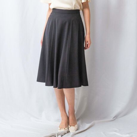 [^ԁF30-51-08-562]LɍLtAVGbgGKgȃ[hoXJ[gBTChRV[t@Xi[łƒp\BEGXg͌SdlɂȂĂāAtBbg钅Sn̗ǂ͂łB~j}ȃbNXō킹V[eCXg킸AtH[}IP[Wɂ􂵂ĂACeBV[ỸWPbg(30-51-22-561)Ƃ̃ZbgAbv߂łBEJ[WJ̓ubNETCYWJ0(S)7E1(M)9E2(L)11E3(2L)13