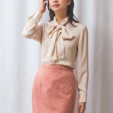 【NARACAMICIE】サテンストライプボウタイ長袖ブラウス