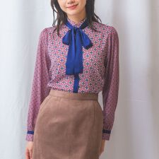 【NARACAMICIE】幾何柄サテンボウタイ付長袖ブラウス