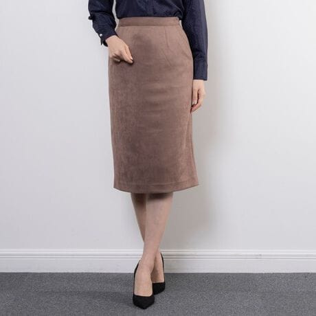 [^ԁF30-52-08-922]NVJŃtF~jȈۂ^^CgXJ[gXG[h^b`̑fނŕ\1BÂȂX[L[sNƃuÉAgh̃uEnX^COɂ͌ȂJ[łBwʂ̃EGXgSdlXbǵAߕtȂKȐSn܂BX^COɎ邾ŁAH~炵̂R[fBl[g܂BEJ[WJ̓uEAX[L[sNETCYWJ0(S)7E1(M)9E2(L)11E3(2L)13