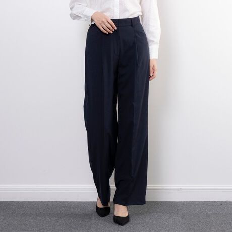 [^ԁF30-52-09-713]Xg[gC͂Ƃ肪oM[ׂ͍AV\tgtAVGbgڎwpcBהԎŏiȌ̂㎿fނgpAo܂BGʒuŊɂ₩ɍi邱ƂŁAr𒷂X^CAbvʂvXBV[ỸWPbg(30-52-21-711)Ƃ̃ZbgAbv͂APiƂăuEXƍ킹邱ƂŁANVJȃ}XL~tF~jȃX^CO܂BEJ[WJ̓ubNAlCr[ETCYWJ1(M)9E2(L)11E3(2L)13