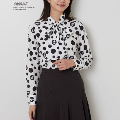 [^ԁF30-52-01-557]PEANUTSR{2eBmg[̃_hbgɃXk[s[ƃs[ibcEMO`fUCluEXBăn̂{E^C炤ƂŁA{̃{[ɕωĊy߂܂BƔG̗ǂ|GXefނ͂ꂪNȂ̂͂̂ЂƂBꖇ͂AC[hX^CłfłACełBEzCgEXgb`ȂEJ[WJ̓zCgAubNETCYWJ0(S)7E1(M)9E2(L)11E3(2L)13E4(3L)15E5(4L)17