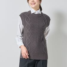 【NARACAMICIE】ケーブルニットベスト