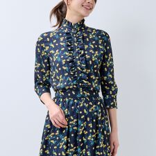 【NARACAMICIE】チェリー柄フリル七分袖ブラウス