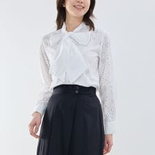 【NARACAMICIE】レースプリントボウタイ長袖ブラウス