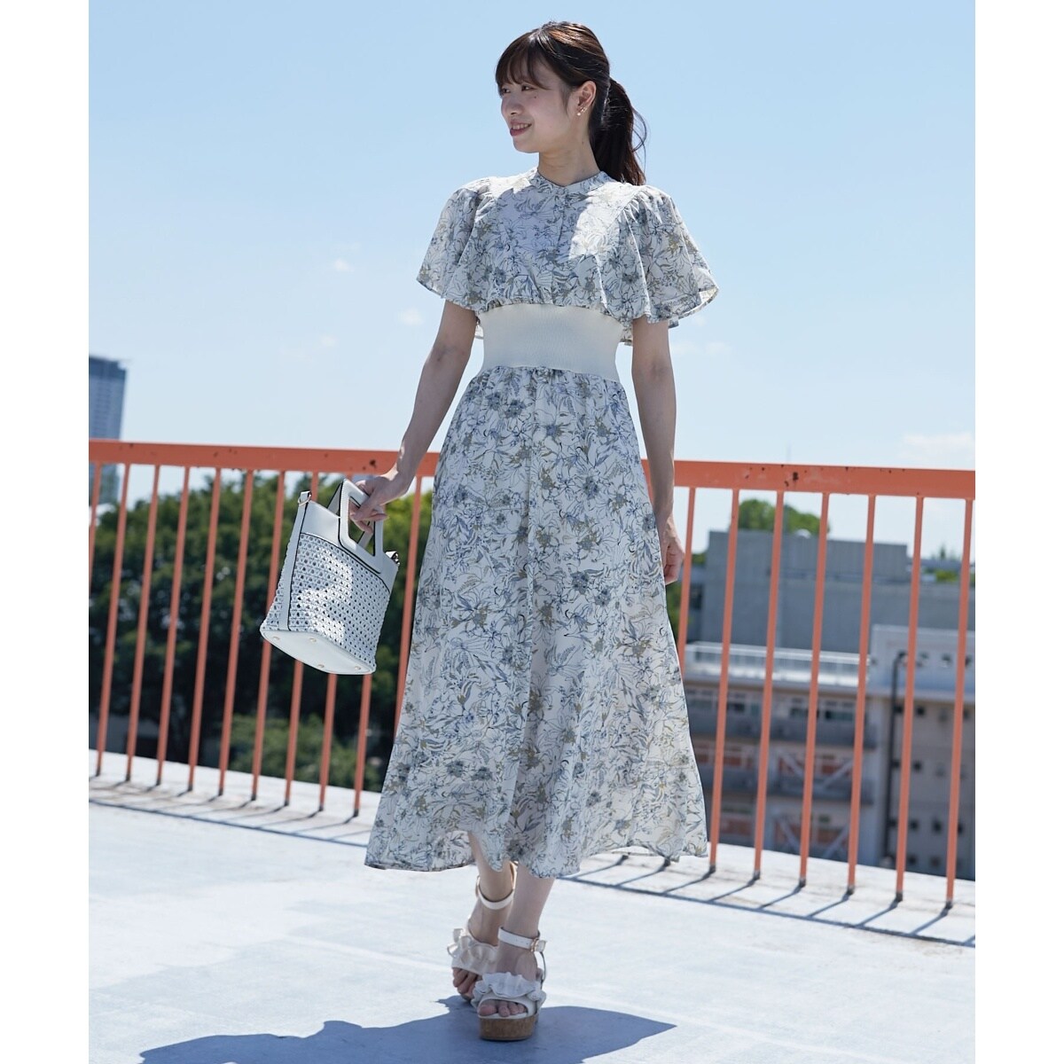 送料込みになりました　ココイストLEBLANC 新品　未使用　箱あり 2026新作 数量限定 NICOLE LEE ニコールリー P17491 COLORBLOCK POCKET