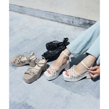 ふかふかクロスボリュームサンダル