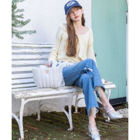 [^ԁF1052125301]GĂȂӂӂfށ܂ŉ_̂悤ȃnhobOBfUCzŎdグLeBOobOBtgɂ̓}WFIWi̋^炢AJWAȈۂ̃pt@[obOtF~jɂ킹悤dグ܂AC{[͗nzFAsNEu[͓FƂȂĂAJ[ɂĈۂς܂BO\ȃV_[`F[tŗsɂ􂵂łTCY500ml̃ybg{gɎ[\łB`F[͐܂ԂĒ\łBîCɓo^ ēגʒm̂킸AȃvCX_Ȅ󂯎邱Ƃł܂BЂo^Tvł̎BëׁAiƎdlقȂꍇ܂B