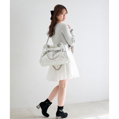 [^ԁF1052126504]ɃNNL[gȃgxobOIfUCsg܂ŁAȃV[Ŋł{XgobOBIWiSʂɃvgAL[gȈۂɎdグ܂Bꂼ̃J[ɍ킹pCsO{ĂāAוĂ킢炵tHL[vł܂L[o[ɂ҂͂܂wʃxgtŎ^тyXI񂰃JoȊOɂAV_[obOA΂ߊ|obOƂĂp\łBOɂ|PbĝŏȉוqɂȂ܂񁝁TCY[Ȏ[͂̂ŁAigꔑ̗s܂łg܂BsEAEghAEX|[cȂǎg͗lXIɎoACAGAA4t@CAm[gPCȂǗlXȃACe[\łBV_[XgbvF78.5`144.5cmX^COnL[obOɂԕvXł̂ŁAɋCオ邱ƊԈႢȂîCɓo^ ēגʒm̂킸AȃvCX_Ȅ󂯎邱Ƃł܂BЂo^Tvł̎BëׁAiƎdlقȂꍇ܂Bi̐F́ABeꏊ̂ȂǂɂFČꍇ܂B܂Aql̂g̃j^[ȂǂɂFقȂČꍇ܂B\߂̏ゲB̏iWEB̔iƂȂĂ܂B