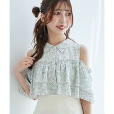 肩開きフリルブラウス