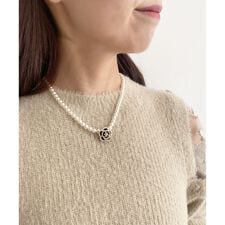 モチーフパールネックレス