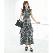 マジェスティックレゴン(MAJESTIC LEGON)のデコルテオープンノースリロングワンピ