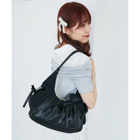 [^ԁF1057125301]yTGCpizgh郁j[|PbgobOfUCgh̉obOɃJ[uVGbgƃMU[fUCE{ďqUPBՂ肵n[g̃`[|CgłBMU[|Pbg̓MU[ɐLkו̏oyXّfނ̑gݍ킹ԈႢȂ̃obOłBTCY500ml̃ybg{gۂ傫Bɂ܂ݎPAzA|[`Ȃǌڈȏ̑eʁB|Pbgɂ̓bv⃏CXCzȂǏ[[X^COJWAR[fɂ͂t̃~jXJ[gȂǊÂ߃X^CO߂ĂfUCłBîCɓo^ ēגʒm̂킸AȃvCX_Ȅ󂯎邱Ƃł܂BЂo^Tvł̎BëׁAiƎdlقȂꍇ܂Bi̐F́ABeꏊ̂ȂǂɂFČꍇ܂B܂Aql̂g̃j^[ȂǂɂFقȂČꍇ܂B\߂̏ゲB