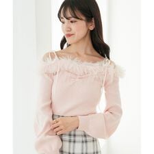 チェーン付きフェイクファーニット