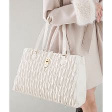 マジェスティックレゴン(MAJESTIC LEGON)のクラシカルスクエアトートバッグ