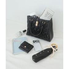 クラシカルスクエアミディバッグ