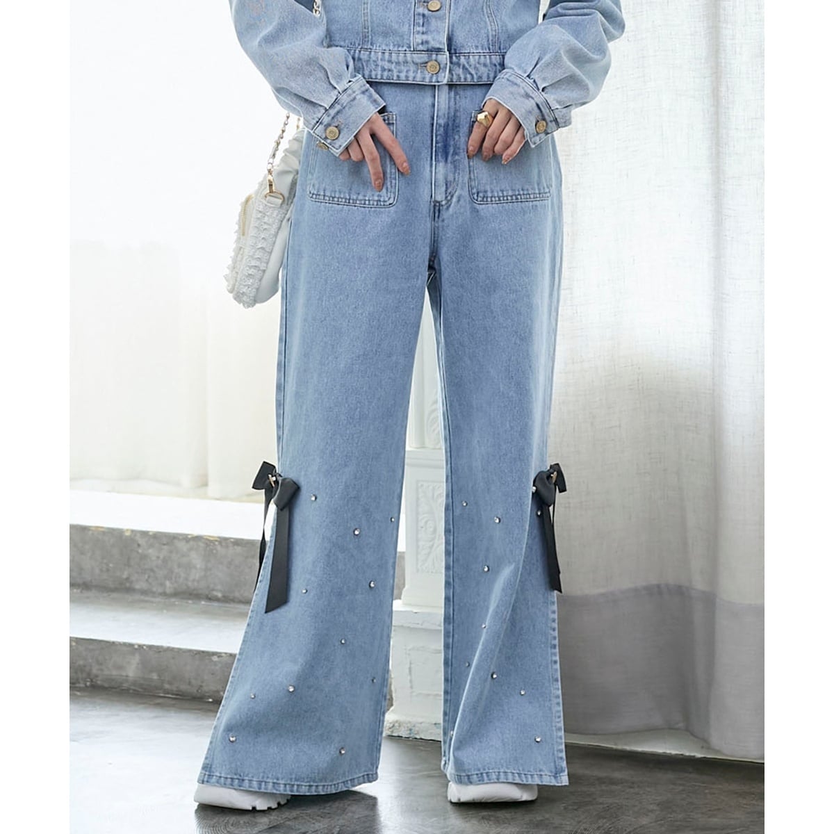 サイドリボンビジューデニムパンツ | マジェスティックレゴン(MAJESTIC