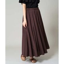 アー・ヴェ・ヴェ(a.v.v)の【洗える/ひんやりタッチ裏地】チェック柄フレアスカート