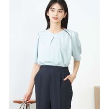 チャーム付きボウタイブラウス