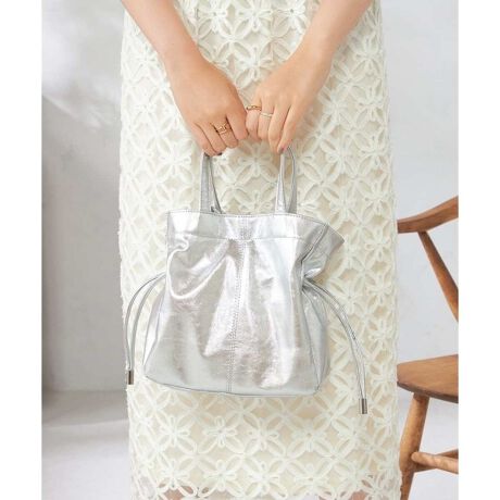 [^ԁFKS5JA01044]R[f̃ANZgɂȂobO  yfUCz 򊴂̂tFCNU[fނɁA gh̃hXgfUC{ꂽg[gobOB TCh̃hXgŋВɃAWł܂B  RpNgȌڂłAz[ł傫 g₷TCYłB  V_[xgtȂ̂ŁA΂߂\ł  --------------------  ႨCɓo^@\̎g  îCɓo^in[g}[NNbNj ēגʒmlAȂē󂯂邱Ƃł܂B  --------------------  i摜́A̓p\RȂǂ̉{ɂ ۂ̐FƈقȂČꍇ܂B i̐F̖ڈ͏iP̂̉摜QƂB