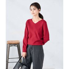 アー・ヴェ・ヴェ(a.v.v)の【洗える/雑誌InRed(宝島社)11月号掲載】Vネック美ラクるパフスリーブニット