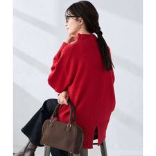 アー・ヴェ・ヴェ(a.v.v)の【洗える/静電気が起きにくい/雑誌InRed(宝島社)12月号掲載】バックスリットニット