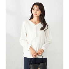 アー・ヴェ・ヴェ(a.v.v)のチュールレイヤードトップス