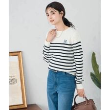 ワンポイント刺繍ケーブルニット