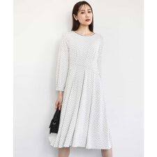 【お手入れラクチン/5分袖/洗える】タックデザイン幾何柄ワンピース