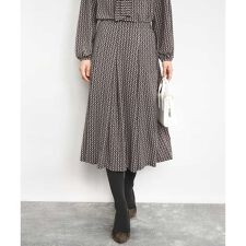 MK ミッシェルクラン(MK MICHEL KLEIN)の【こなれSETUP/洗える】スクエア幾何柄フレアースカート