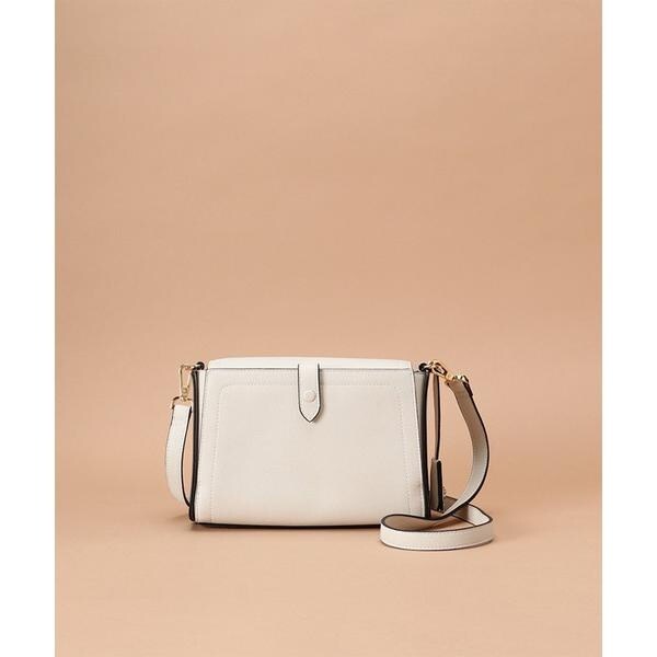 Samantha Thavasaのビジューチャーム付き ショルダーバッグ Samantha Thavasa｜ビジューチャーム付き ショルダーバッグ | Rakuten