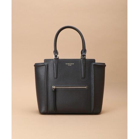 [^ԁF00032210110202]Samantha Thavasa(T}T^oT)̃T}T Jk[ TCYƃIWifBe[ɂnhobOB}bgōׂVŇ^̃XvbgU[gpĂ܂Bgbvt@Xi[Ȃ̂ňړSłBƂItBXX^CɂAJWAȏTX^CɂGKgɉffUCłB