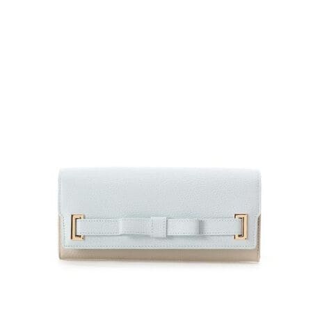 [^ԁF00032510280002]Samantha Thavasa(T}T^oT)̃GVV  zuGVVvV[Y璷zoByfUCzU[̎ƃS[h̋GKgȈۂ^fUCB肰Ȃ{`[tŊÂāAiȈۂɎdグĂ܂BzȂł͂̃J[h|Pbg̖Lxƃt[|PbgĂ̂Ŏ[͔͂QłB yfށz傫߂̃V{̃U[gpĂ܂BڗɂĝłB