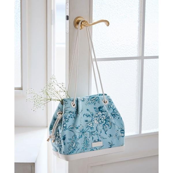 美品　Samantha Thavasa クラシックフラワーデザイントートバッグ Samantha Thavasa トートバッグ クラシックフラワーデザイン