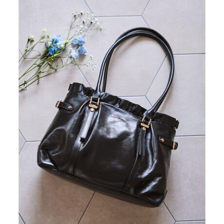 [^ԁF00032510170221]Samantha Thavasa(T}T^oT)̃T}T vE~j nhobO[Revival Collection]T}T^oT̑㖼uT}TGbgvAbvf[gByfUCzIȌ̃MU[ƃ{fB̂ӂƂD͋C͂̂܂܂Ɍ򊴂̂郌U[gpiȈۂɎdグ܂BobO̐ʂƑʂ̓xgfUCɂȂĂāAÂlȏɂ҂łB̂|Pbg̓}OlbgɂȂĂ̂ňړ̎gɂhƖʂSłBӂƖc݂邽ߌڈȏ̎[͂܂BtŃV_[Ă̂ŃV[ɂĎgłA2wayobOƂĂg܂Byfށz򊴂̂NbNɌ鋍vgpĂ܂ByTCYzA4TCYc~AzcZA500ml{gcZ() ȋfނɂā̂鋍vgpANbNɌdlłBfUCdidl̂߁AiƂɃVȂǁA̎dオ肪Ⴂ܂Bi̓Ƃł舵肢܂B