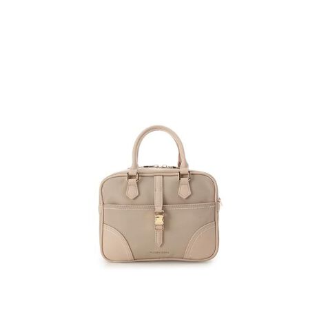 [^ԁF00032510170241]Samantha Thavasa(T}T^oT)̃iC~ nhobOJWAǂꂢ߃R[fɂ߂ȃiCfނ̃nhobOByfUCzXNGA^̃tHɃzCg̃Xeb`ANZgɎdグ܂BS[hJ[̃^b`obN⍇gݍ킹邱ƂɂJWAɂȂ肷A̃R[fBl[gɂ咣邱ƂȂAbvf[gĂ܂BOʂɂ̓|PbgĂ̂łɎoIDP[XX}z̎[ɍœKłBtŃV_[xgĂ̂ŃV[ɂăV_[obOƂĂg܂ByfށzH{iCfނgpĂ܂ByTCYzzcZA500ml{gcZAA4TCYc~