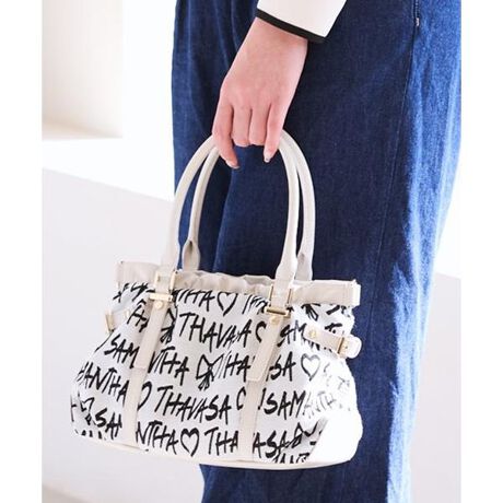 [^ԁF00032510170291]Samantha Thavasa(T}T^oT)̃XNb^ T}T vE~j nhobO[Revival Collection]T}T^oT̑㖼uT}TGbgvXNb^ŃAbvf[gByfUCzIȌ̃MU[ƃ{fB̂ӂƂD͋C͂̂܂܂Ƀ_Ȏ菑̃XNb^WK[hŕ\BobO̐ʂƑʂ̓xgfUCɂȂĂāAÂlȏɂ҂łB̂|Pbg̓}OlbgɂȂĂ̂ňړ̎gɂhƖʂSłBӂƖc݂邽ߌڈȏ̎[͂܂BtŃV_[Ă̂ŃV[ɂĎgłA2wayobOƂĂg܂ByfށzRbgƃ|GXeŐDグWK[hngpĂ܂Bxgɂ͋vgpĂ܂ByTCYzA4TCYc~AzcZA500ml{gcZ()ȋfނɂāïꕔɌ̂鋍vgpANbNɌdlłBfUCdidl̂߁AiƂɃVȂǁA̎dオ肪Ⴂ܂Bi̓Ƃł舵肢܂B