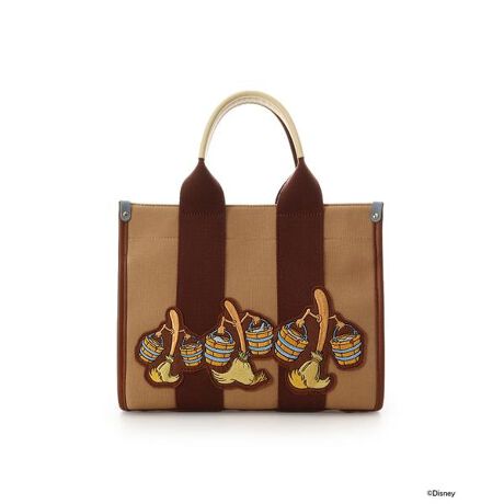 [^ԁF00032420155601]Samantha Thavasa(T}T^oT)́wt@^WAxRNV g[gobOuقvu~bL[}EXv̖@ɂ悤ȁALLƋPt@^W[ȐEςfUCꂽXyVȁwt@^WAxRNVoByfUCzu~bL[v̖@ɂĐ݂ĂAق̃A[gfUCg[gobOBA[gɂ͗̊郏byƎhJŕ\Ă܂Bńwt@^WAx̐Eςy߂鑍A[gɂȂĂē܂łACełB{bNX^̃VvȃtHŌy₩Ȃ[͔͂QłBt̃V_[tƌ|ł܂ByTCYzA4TCYc~AzcZA500ml{gcZAgсcZytizV_[t